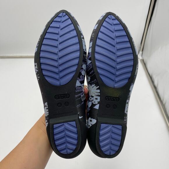 Crocs Women Black Floral Pointy Toe Eve Slip On Flats Size 8 NWT - Picture 8 of 8